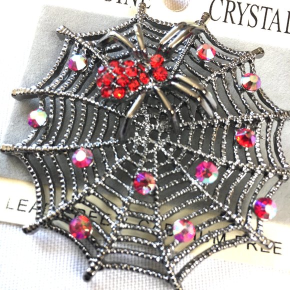 Red Jeweled Spider on Web Brooch Pin  NWOT - Picture 1 of 6